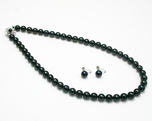 アコヤ真珠ネックレス黒染め　4,5mmx5,0mm